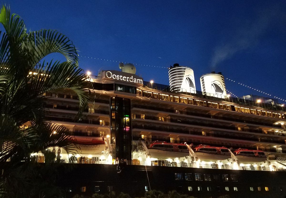 Holland America's Music Walk Changes The Game For Cruise Ship Night Life -  Cruise Addicts