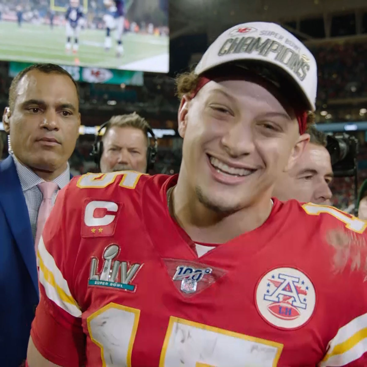 Mahomes leads furious fourth quarter comeback, Chiefs win Super Bowl LIV