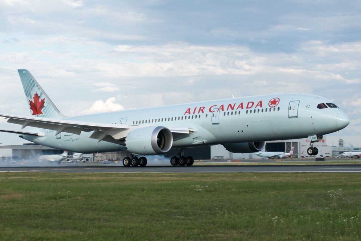 Air Canada passengers across country left stranded after 'technical issue'  delays, grounds flights