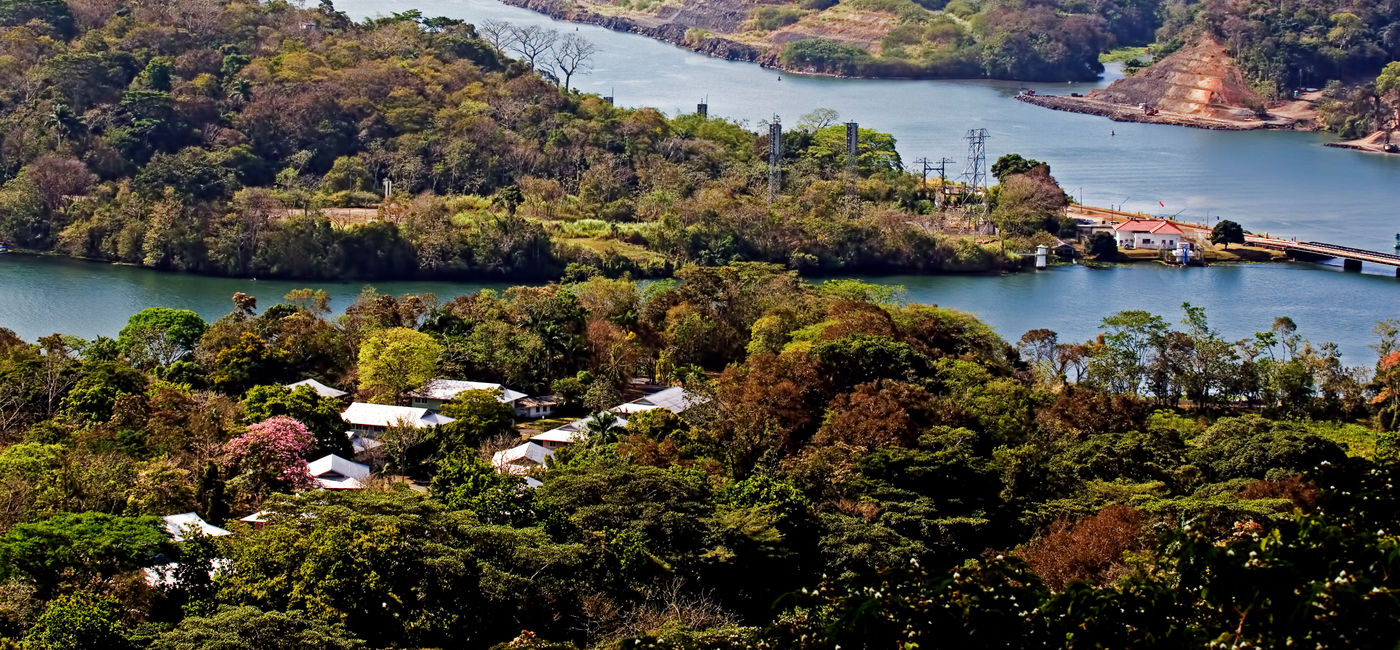 Image: PHOTO: Large ships navigate the Panama Canal. (hstiver / iStock / Getty Images Plus)