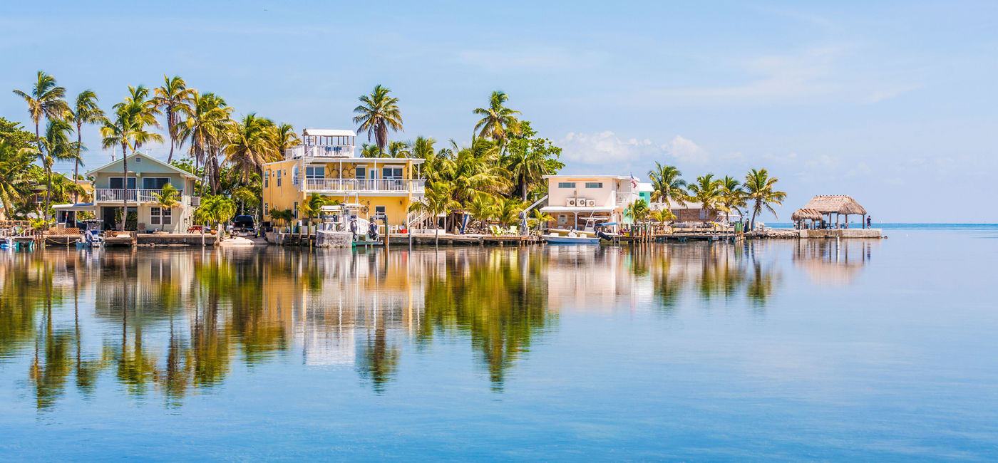 Image: PHOTO: Beautiful scene in the Florida Keys. (photo via Meinzahn / iStock / Getty Images Plus)