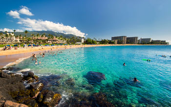 Kaanapali Beach from Black Rock, Maui, Hawaii (photo via 7Michael / iStock / Getty Images Plus)