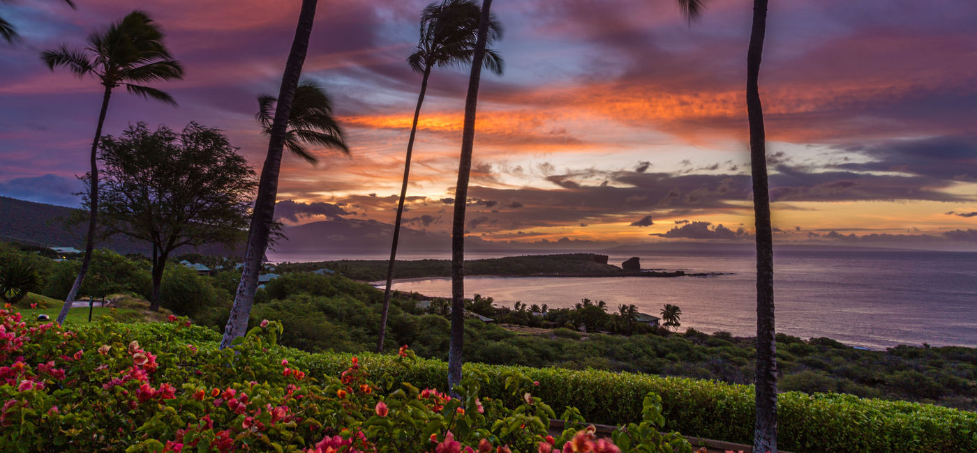 Image: PHOTO: Sunrise over Menele Bay on the island of Lanai, Hawaii (Photo via IslandLeigh / iStock / Getty Images Plus)