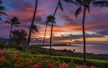 Sunrise over Menele Bay on the island of Lanai, Hawaii (Photo via IslandLeigh / iStock / Getty Images Plus)
