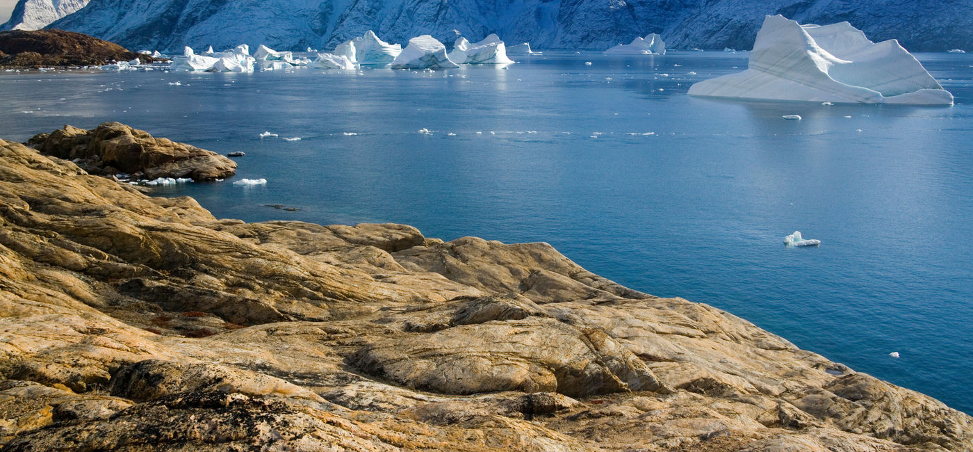 Image: Northwest Fjord in the far reaches of Scoresbysund in eastern Greenland (photo via SteveAllenPhoto/iStock/Getty Images Plus)