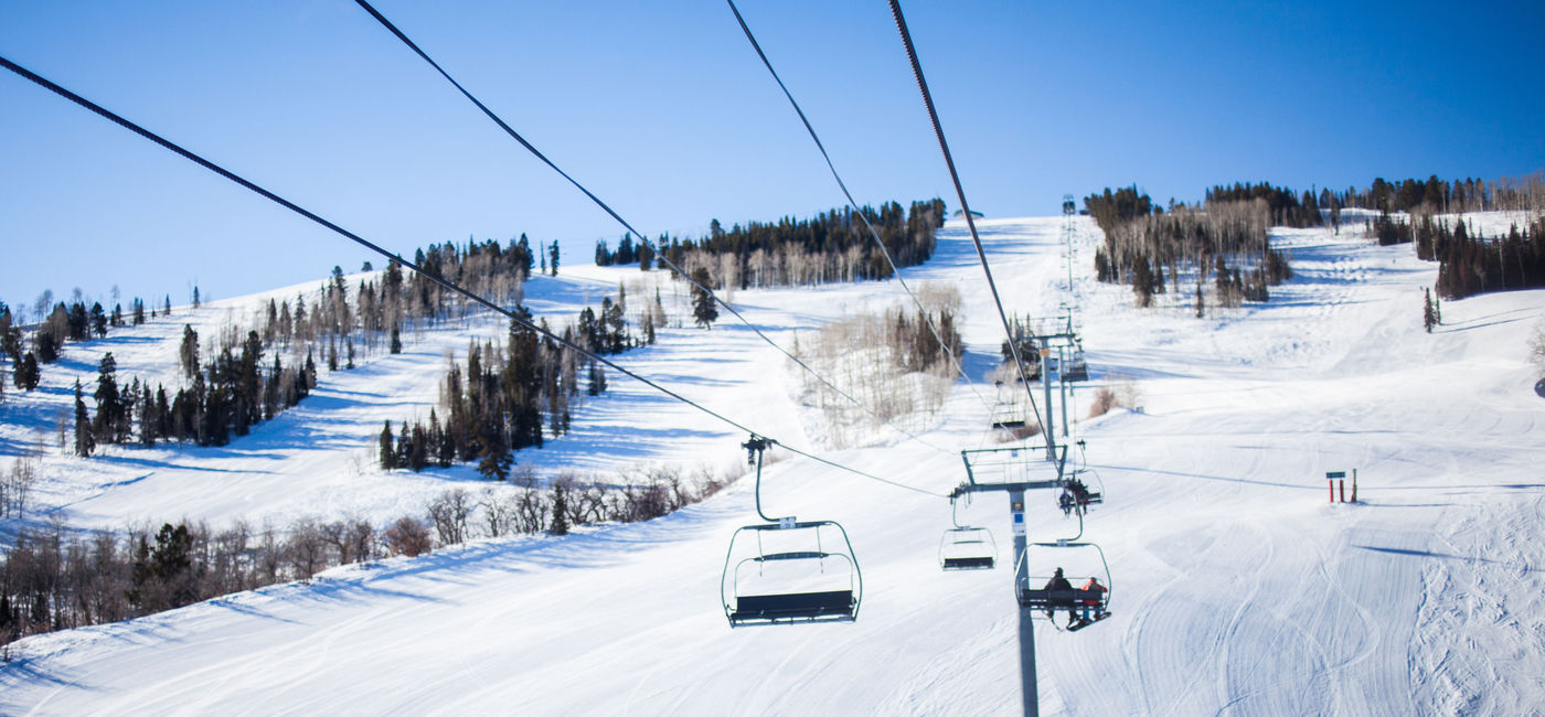 Image: PHOTO: A group of quick-thinking teens helped save a boy from serious injury when he slipped from a ski lift in Vancouver. (photo via MichaelOverbeck/iStock/Getty Images Plus) (MichaelOverbeck / iStock / Getty Images Plus)