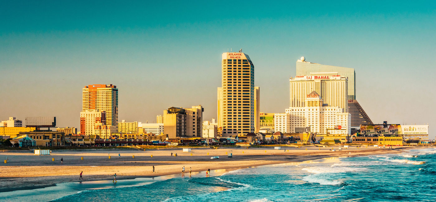 Image: Atlantic City offers one of the summer's top bargains this summer for a long weekend, says Hipmunk. (photo via AppalachianViews/iStock/Getty Images Plus) (AppalachianViews / iStock / Getty Images Plus)