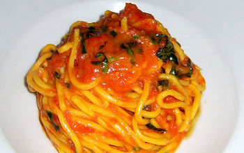Pasta pomodoro at Scarpetta