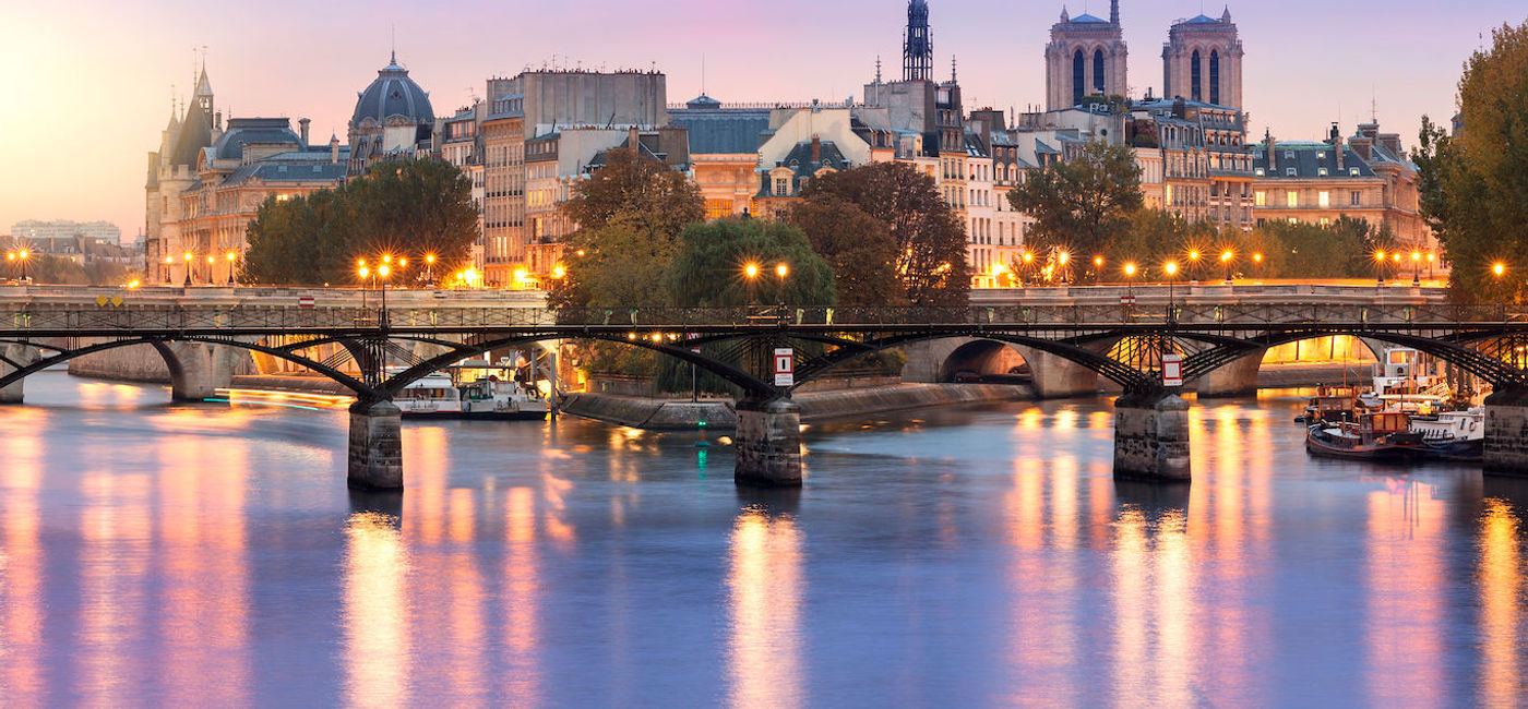 Image: Solo travelers are invited to sail the Seine without paying single supplements. (photo courtesy Riviera River Cruises)