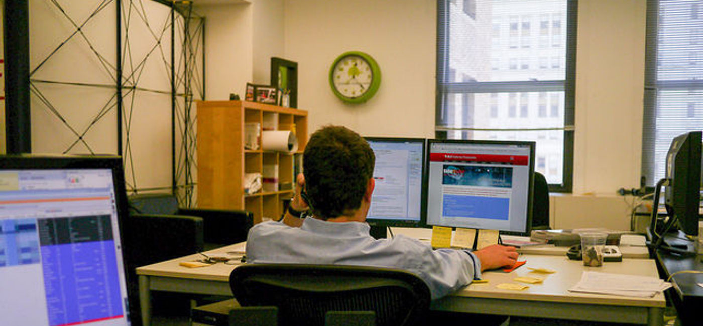 Image: PHOTO: Office, computers, desks, business. (photo via Flickr/Rym DeCoster)