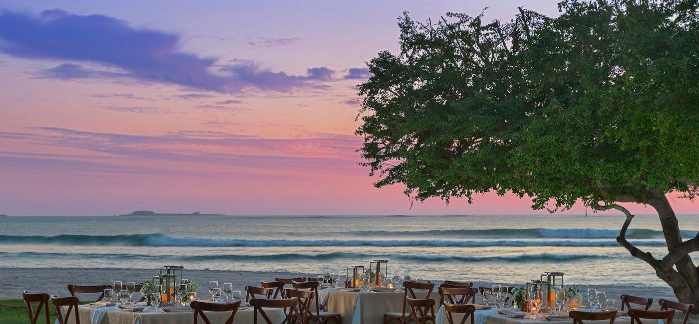 Image: Wedding overlooking the ocean in the Riviera Nayarit. (photo via the Government of the State of Riviera Nayarit) (Gobierno del Estado de Nayarit)