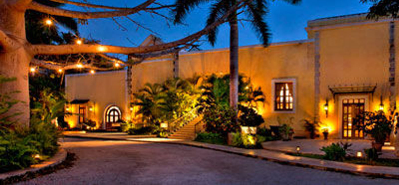 Image: Exterior of Hacienda Xcanatun in  Yucatán. (photo via yucatan.com) (Hacienda Resorts)