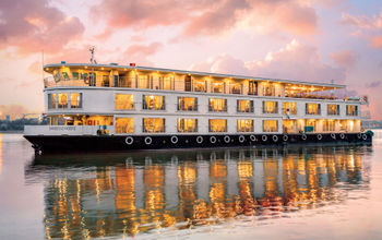 Uniworld, Ganges Voyager II, river cruises