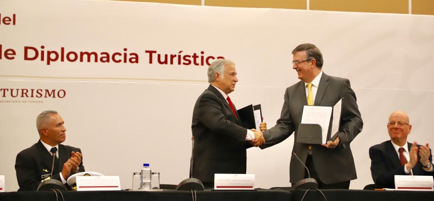 Image: PHOTO: Ceremony introducing Mexico's new Council of Tourism Diplomacy. (photo via Mexican Government)