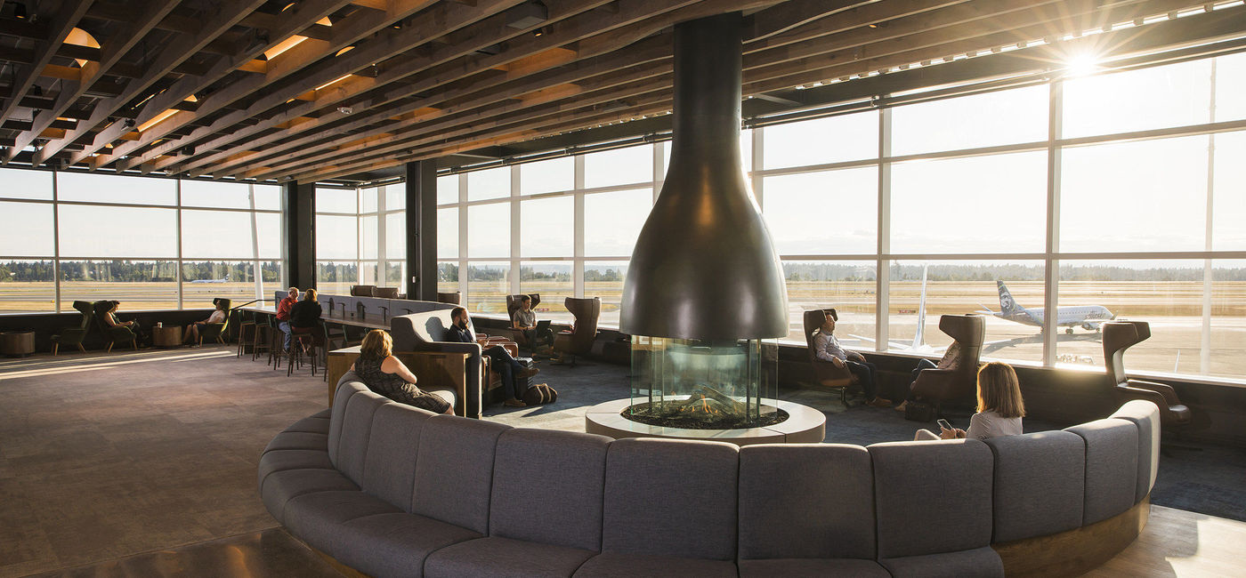 Image: PHOTO: Airlines are hoping to fill their lounges again with customers. (photo via Alaska Airlines)