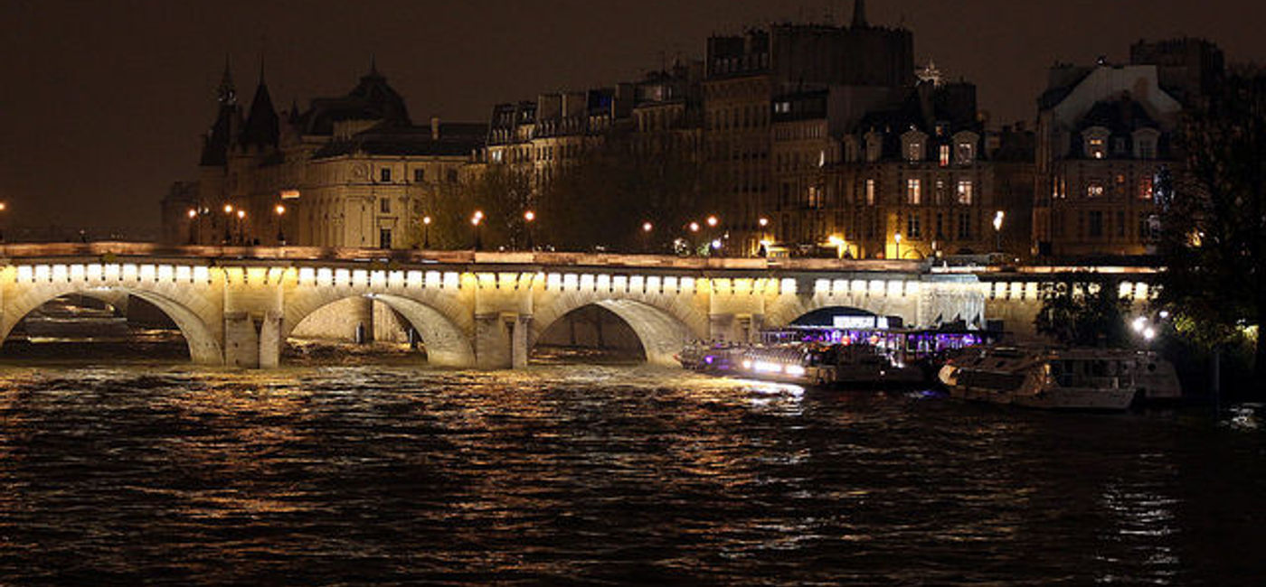 Image:  PHOTO: Seine, Paris at night (Photo via Flickr/Marit & Toomas Hinnosaar)