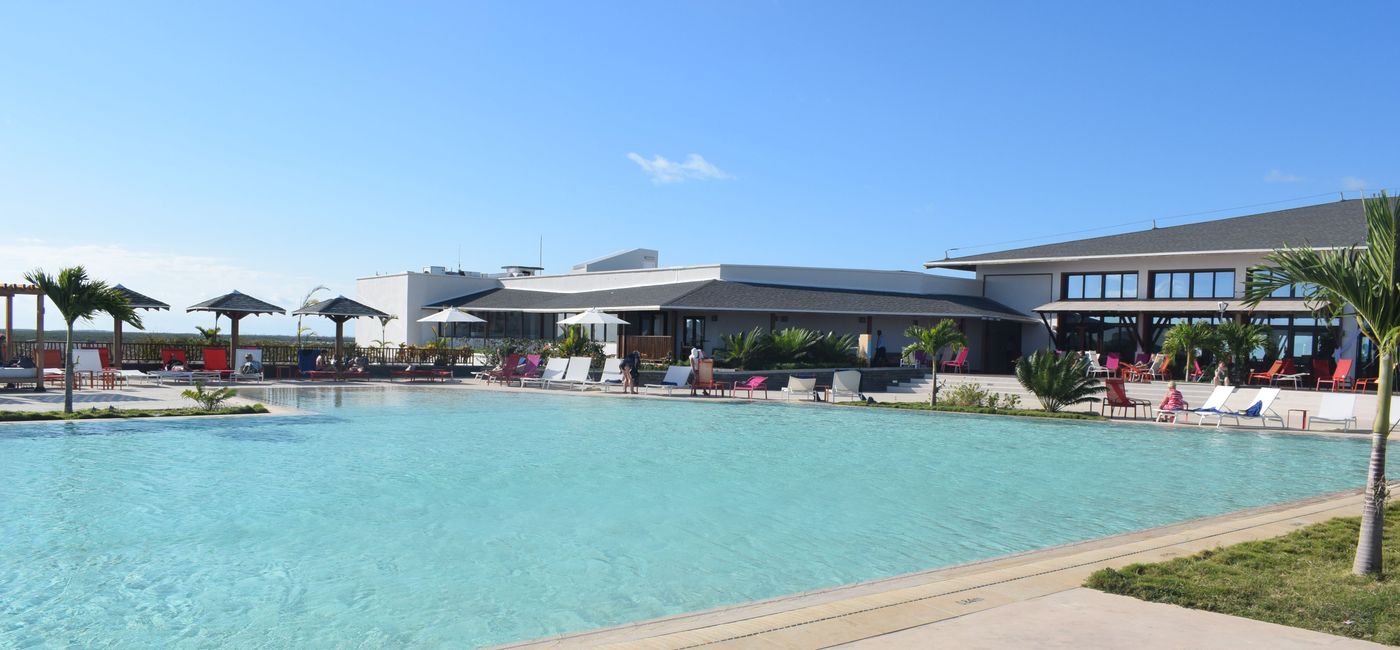 Image: Piscine du Valentin Cayo Cruz, nouvel hôtel à Cuba vendu par Transat (PHOTO: Alexandra Roy)