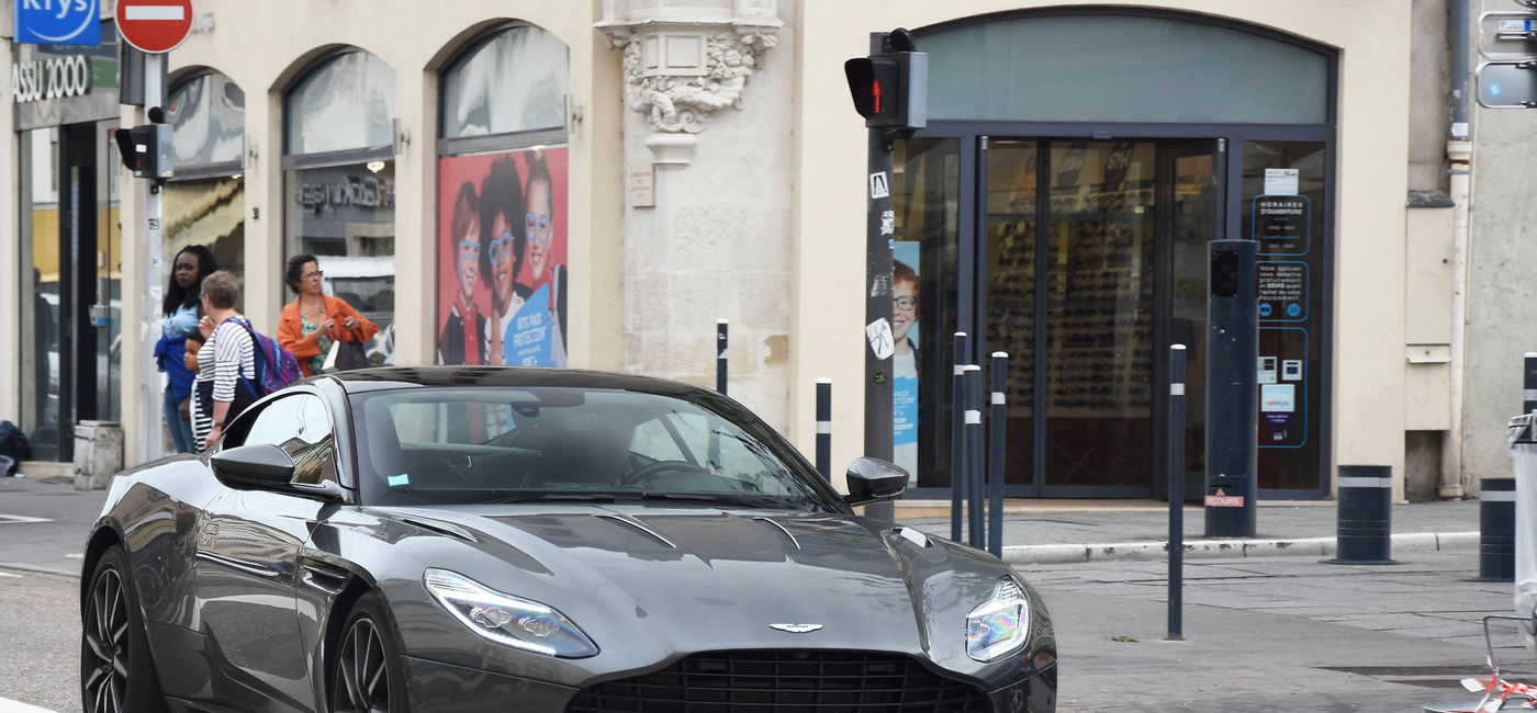 Image: PHOTO: James Bond's preferred method of driving-an Aston Martin. (Photo via Alexandre Prevot / flickr)