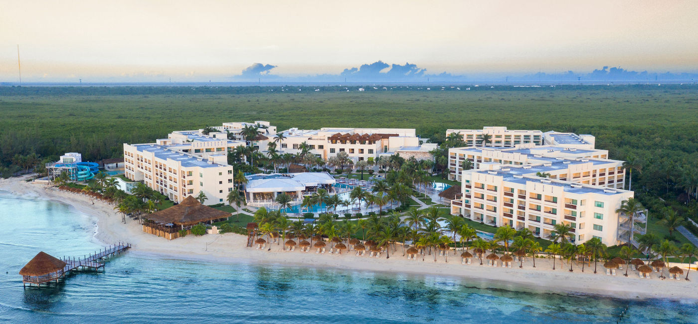 Image: Aerial view of Hyatt Ziva Riviera Cancun. (photo courtesy of Playa Hotels & Resorts)
