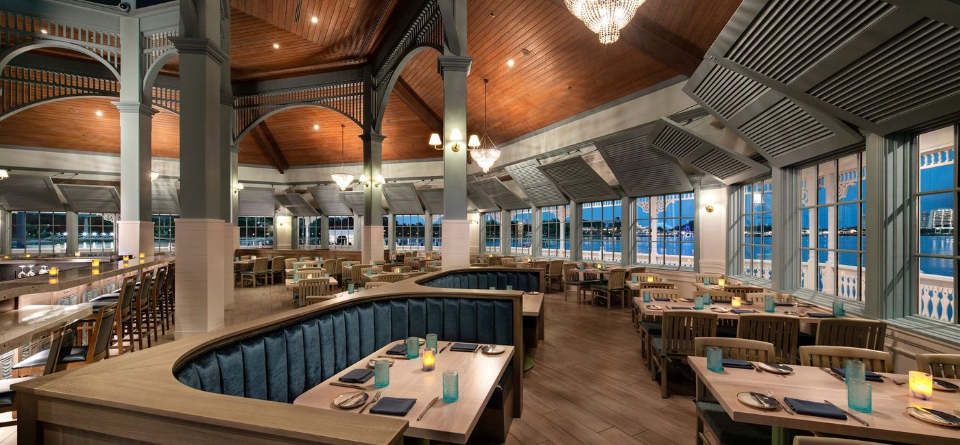 Image: Narcoossee’s at Disney’s Grand Floridian Resort & Spa. (Photo Credit: Walt Disney World Resort Media)