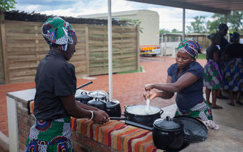 Planeterra, Lusumpuko Women's Co-Op in Zimbabwe, community tourism