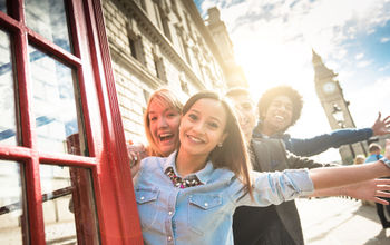 A group of friends traveling in London, United Kingdom.
