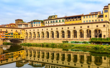 Vasari Corridor, Ponte Vecchio, Florence, Italy, Arno, river