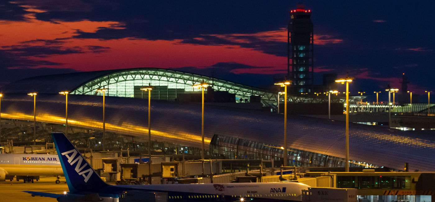 Image: PHOTO: An All Nippon Airways Boeing 767-300ER at Kansai International Airport, Japan. (photo via Flickr/Ken) 