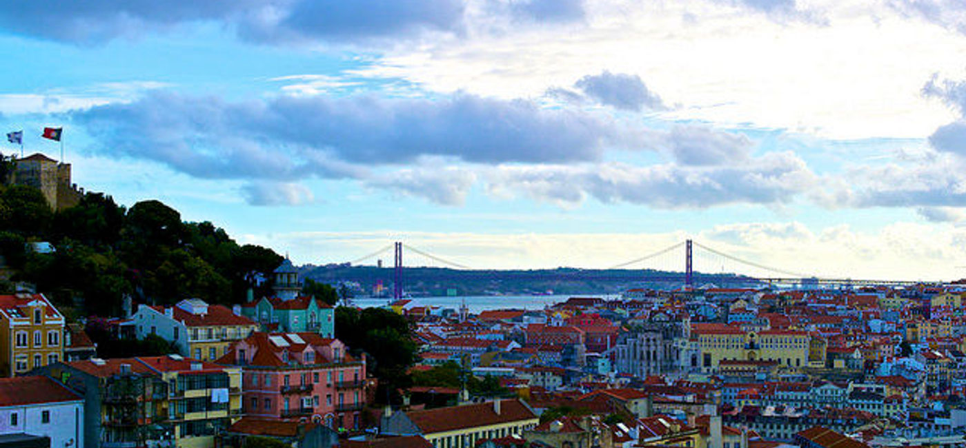 Image: PHOTO: Lisbon seen from Gra?a. (photo via Flickr/Pedro Ribeiro Sim?es)