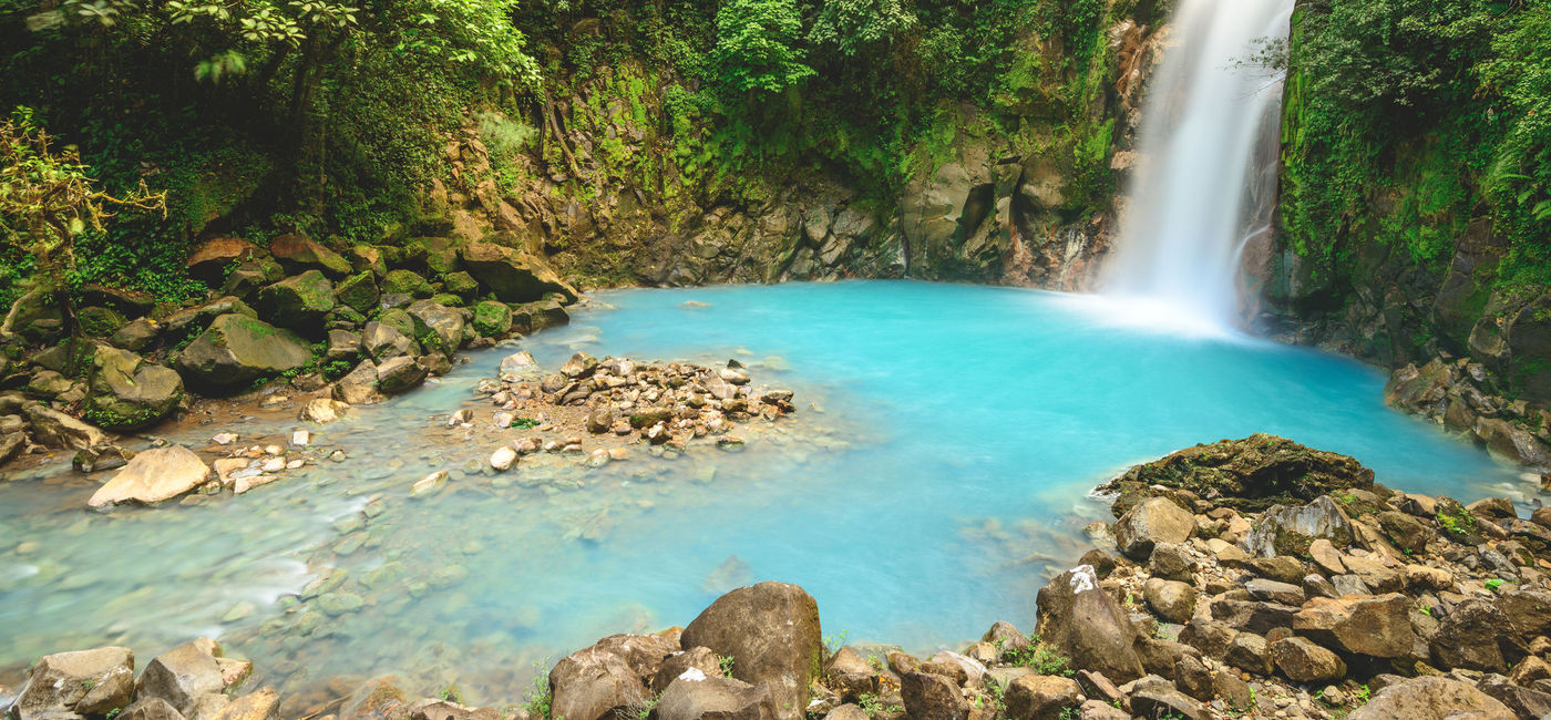 Image: Rio Celeste, La Fortuna (Photo via JohnCrux / iStock / Getty Images Plus)