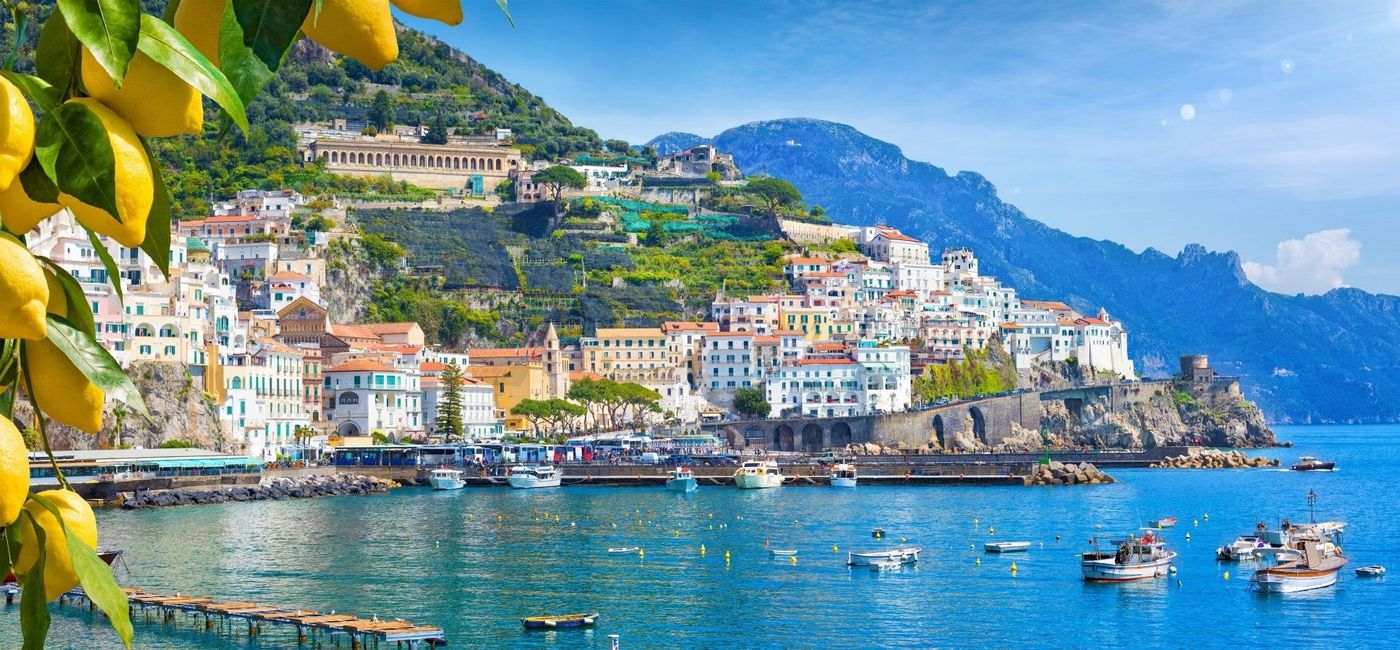 Image: Amalfi Coast, Italy (photo via Winged Boots) ((photo via Winged Boots))