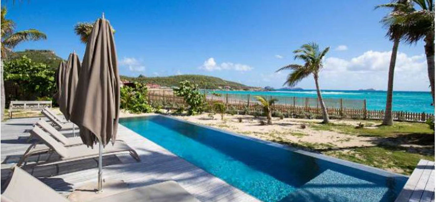 Image: Enjoy Festive Season in St Barts! (Courtesy of Wimco Villas)