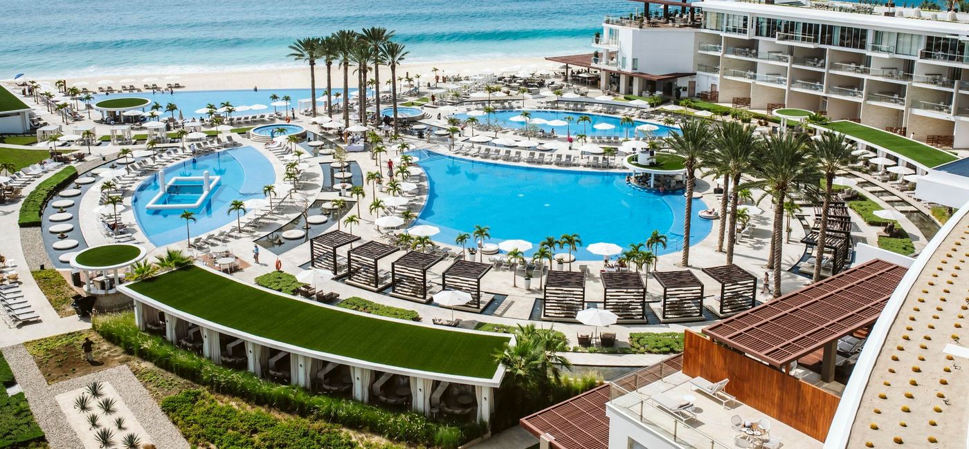 Image: Le Blanc Spa Resort Los Cabos (photo via Palace Resorts)