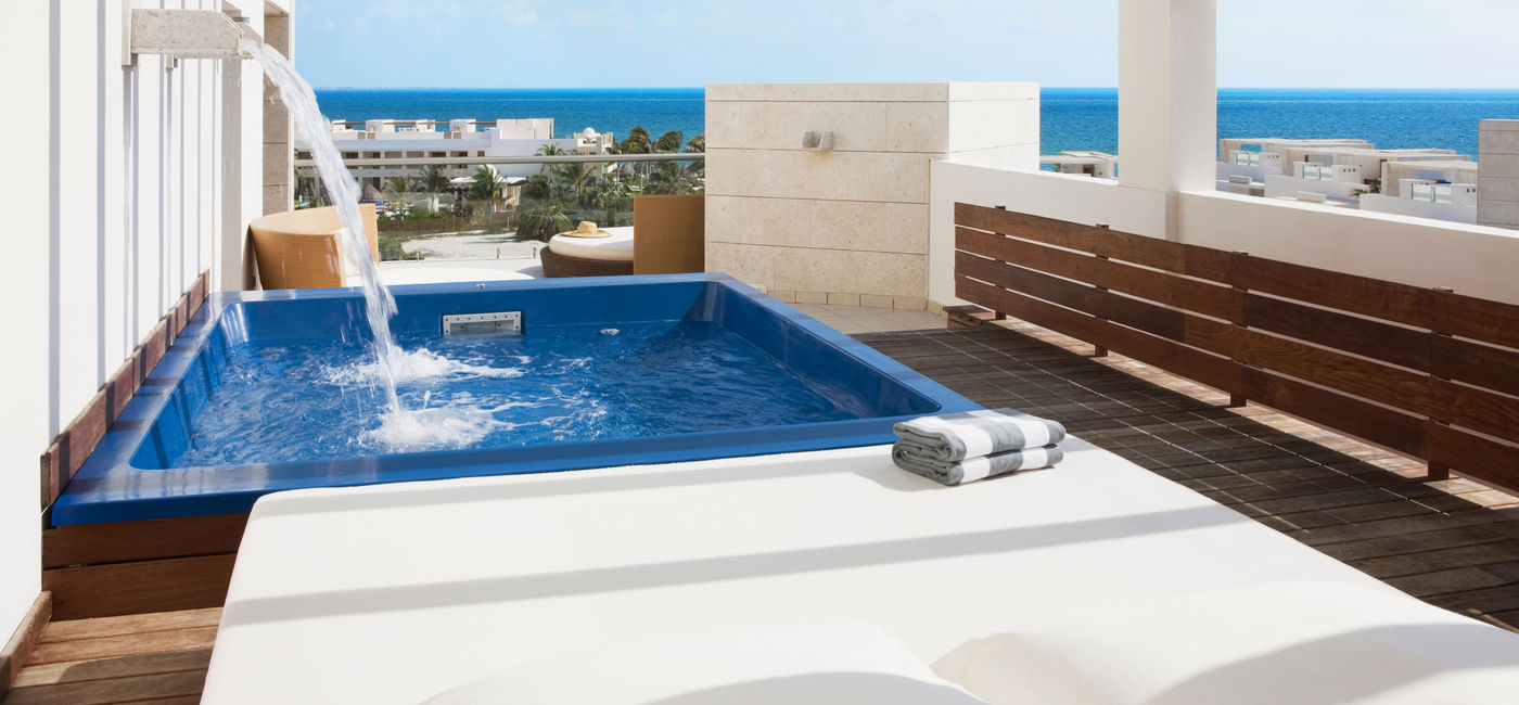 Image: PHOTO: Oceanview Terrace Suite with Plunge Pool at Beloved Playa Mujeres. (photo via The Excellence Collection)