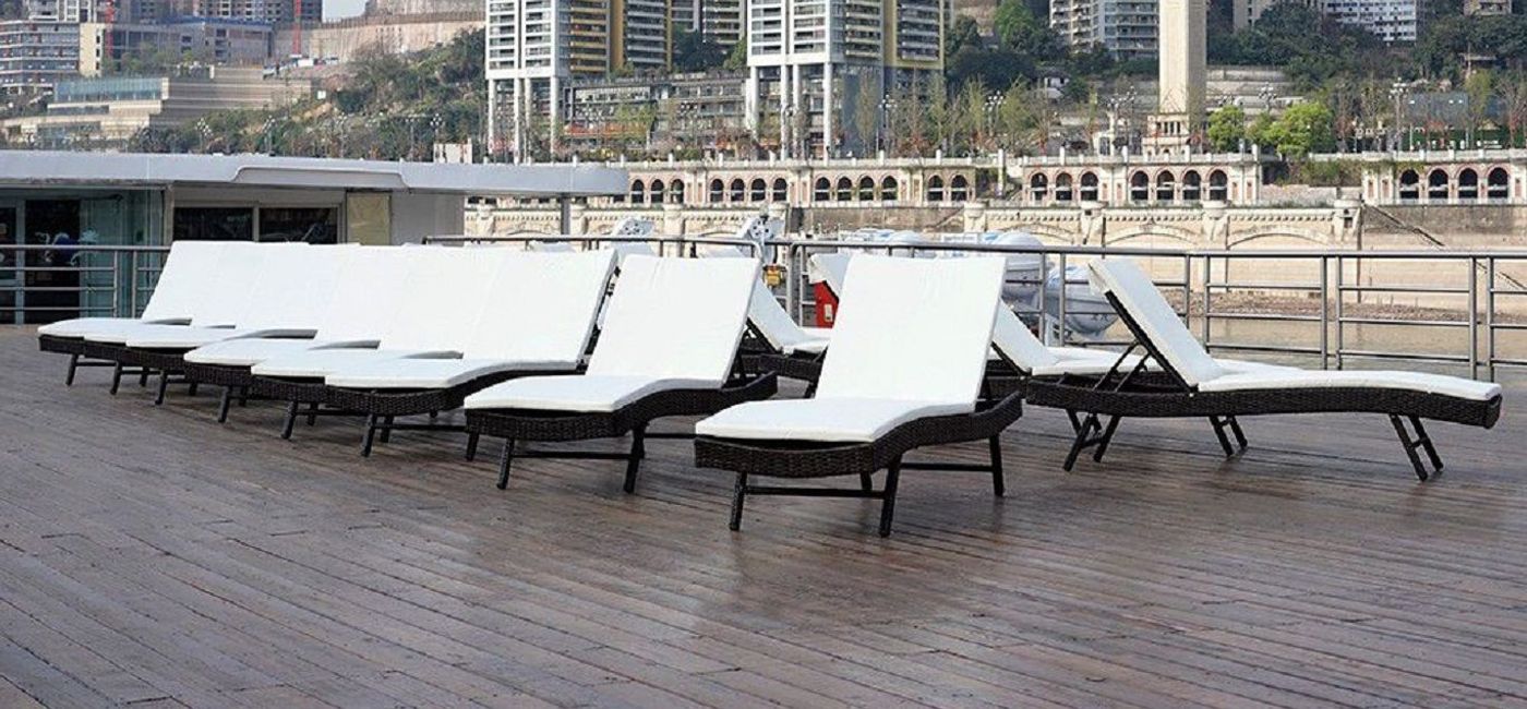 Image: The deck of a Victoria Cruise Lines' Yangtze River cruise ship. (Photo courtesy of Victoria Cruise Lines)