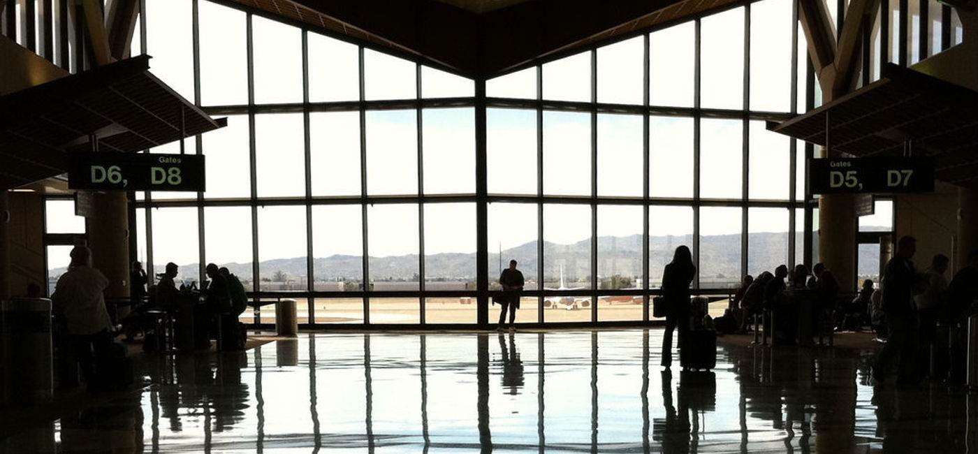 Image: PHOTO: Terminal 4 at Phoenix Sky Harbor International Airport. (photo via Flickr/Alan Levine) 