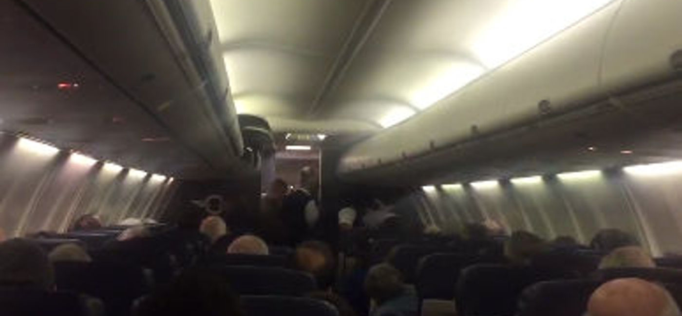 Image: Southwest welcomes a baby on diverted flight.  (Izzy Gould Twitter)