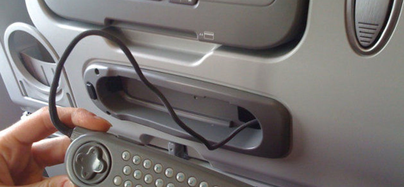 Image: PHOTO: In-flight entertainment. (photo via Flickr/Jorge Cortell)