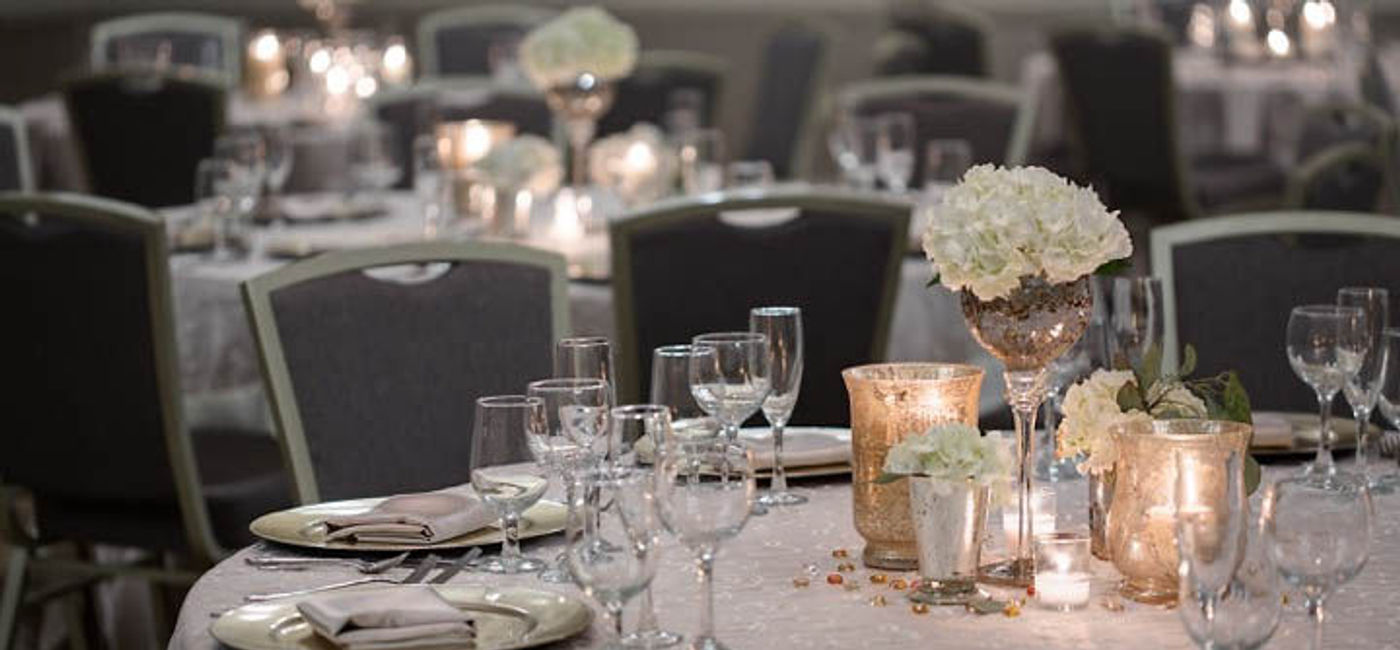 Image: Lovely table settings at the San Antonio Marriott Northwest  (San Antonio Marriott Northwest)