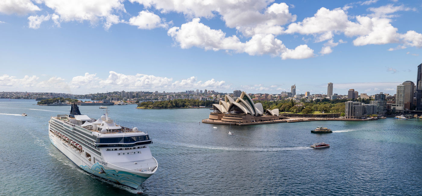 Image: Aerial view of the Norwegian Spirit in Sydney Harbour, Australia. (photo via NCL) ((photo via NCL))