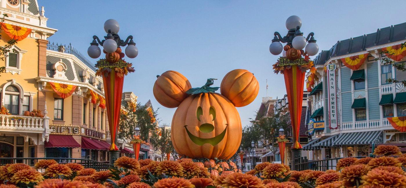 Image: Halloween Time at Disneyland Resort. (Photo courtesy of Disneyland Resort)
