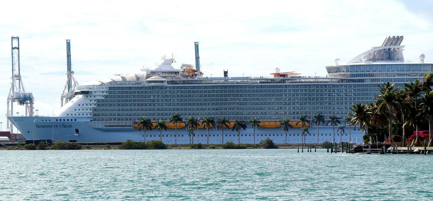 Image: Royal Caribbean's Symphony of the Seas.  (Photo Credit: Flickr/Thank You (24 Millions ) views)
