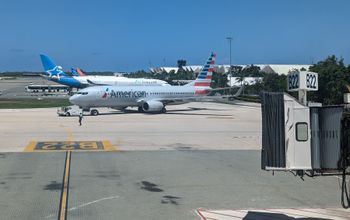 American Airlines plane