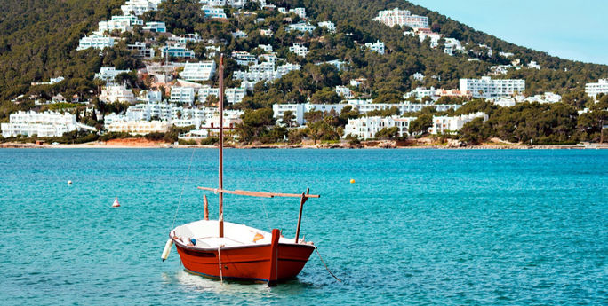 Valiant Lady is calling in Ibiza. Valiant Lady is calling in Ibiza.