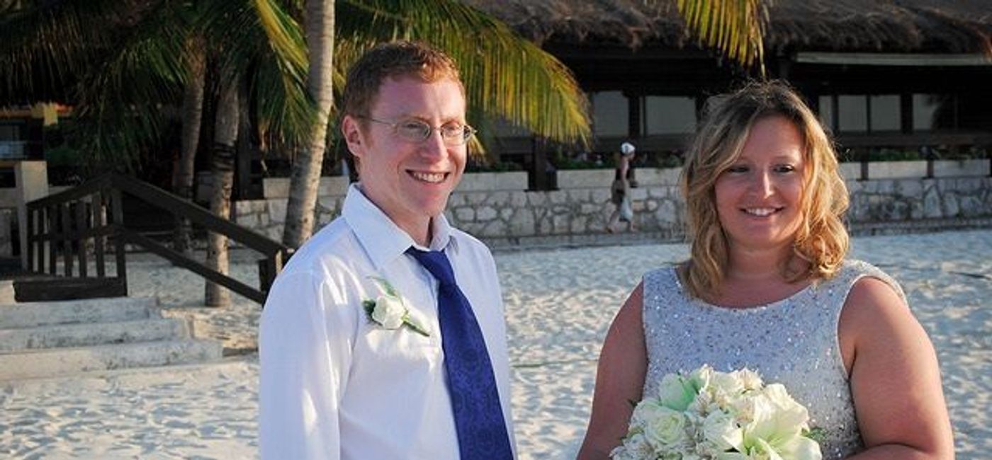 Image: PHOTO: Vow Renewal. (photo via Flickr/Bryan Horowitz)