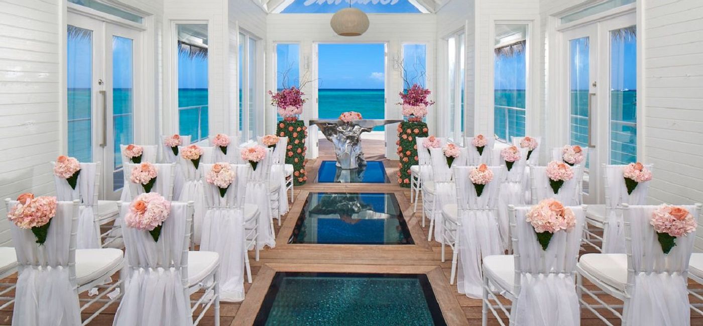 Image: PHOTO: Over the Water Chapel. (photo via Sandals Resorts) (Sandals)