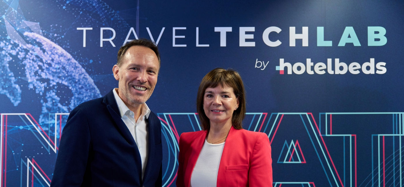 Image: Nicolas Huss from Hotelbeds and Julia Simpson from WTTC gather to discuss tourism trends in Palma, Spain.  (Photo Credit: WTTC)