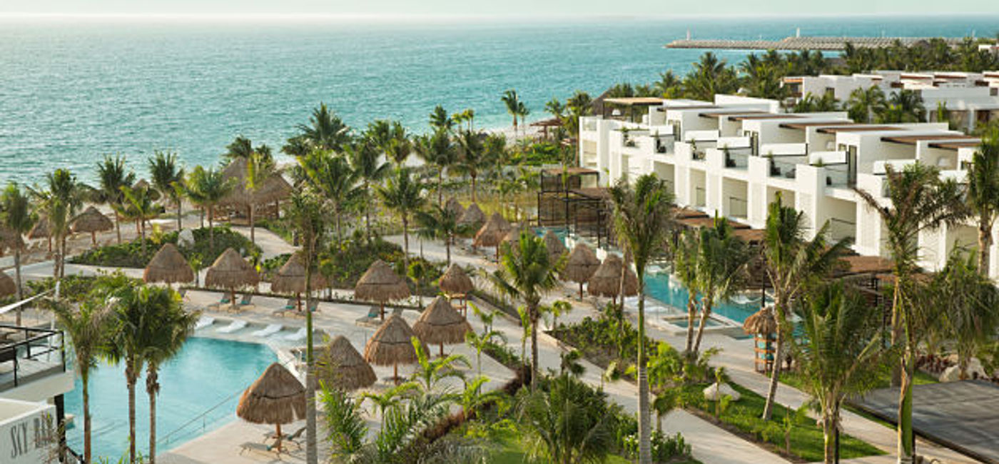 Image: PHOTO: Finest Playa Mujeres has a serene atmosphere, perfect for a wedding celebration. (photo courtesy of Excellence Group Luxury Hotels & Resorts) (Excellence Group Luxury Hotels & Resorts photo galley)