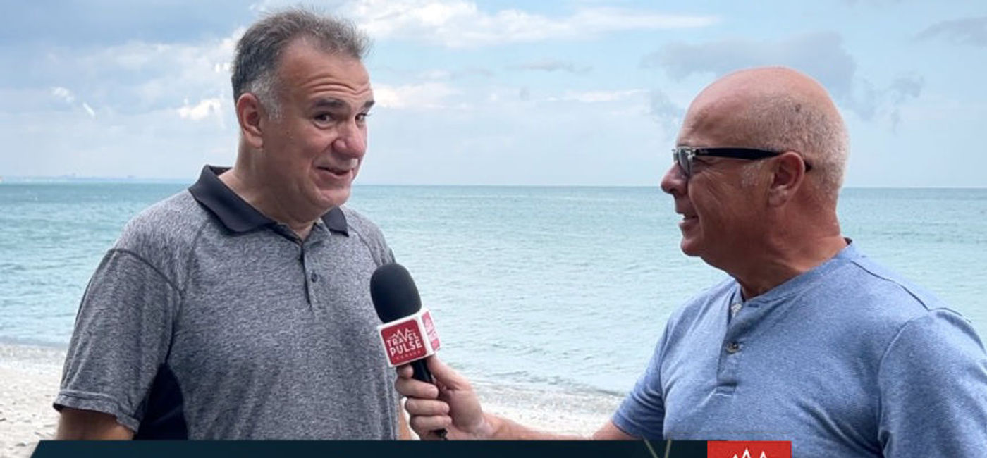 Image: TripCentral's Richard Vanderlubbe with TPC's John Kirk. (TravelPulse Canada)