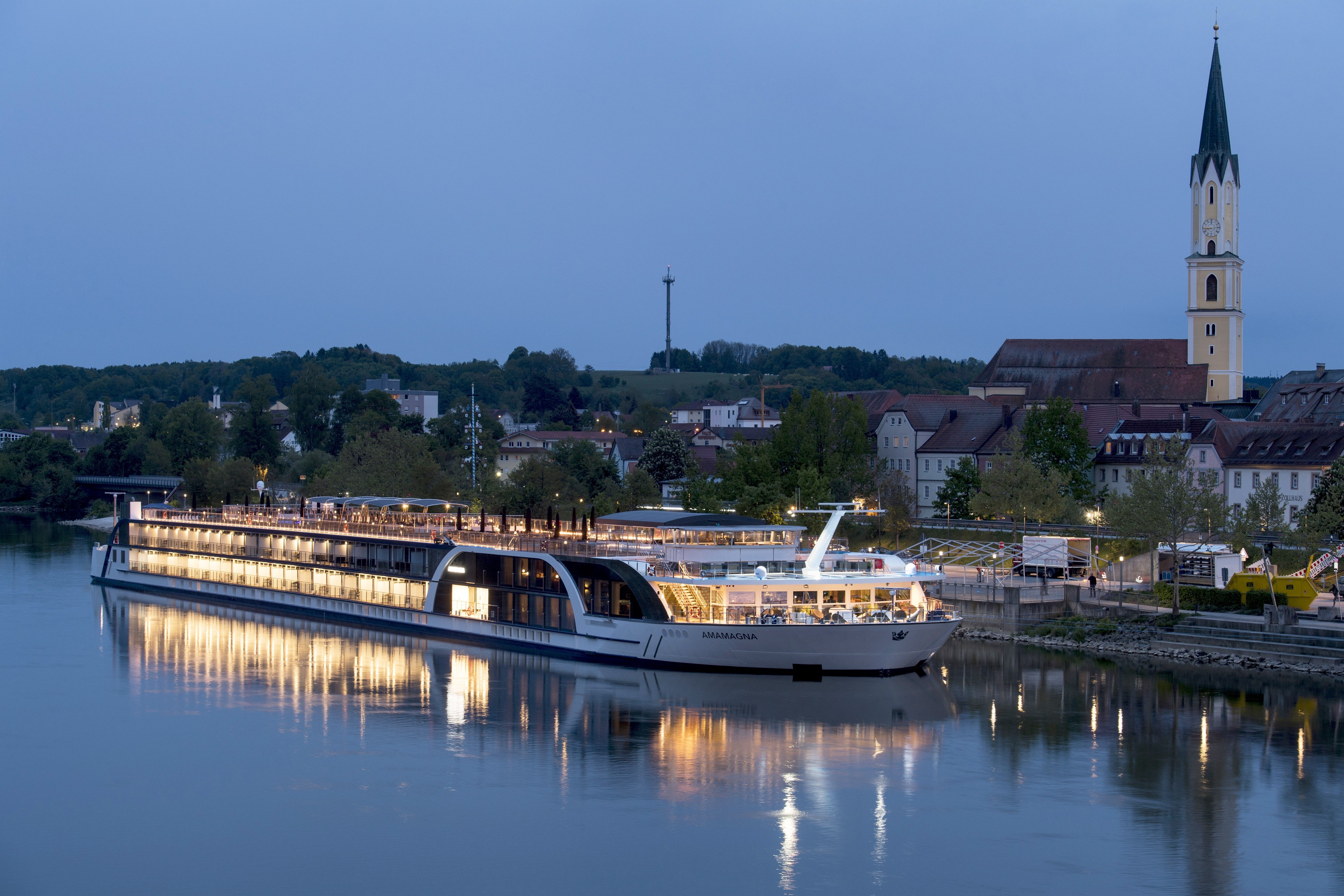 AmaWaterways Annonce Des économies Triples Sur Les Croisières Fluviales ...